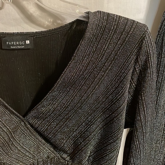 Paperoc Women’s Gray Silver Thread Dress Pants Midrift Blouse Size Large - Picture 4 of 16